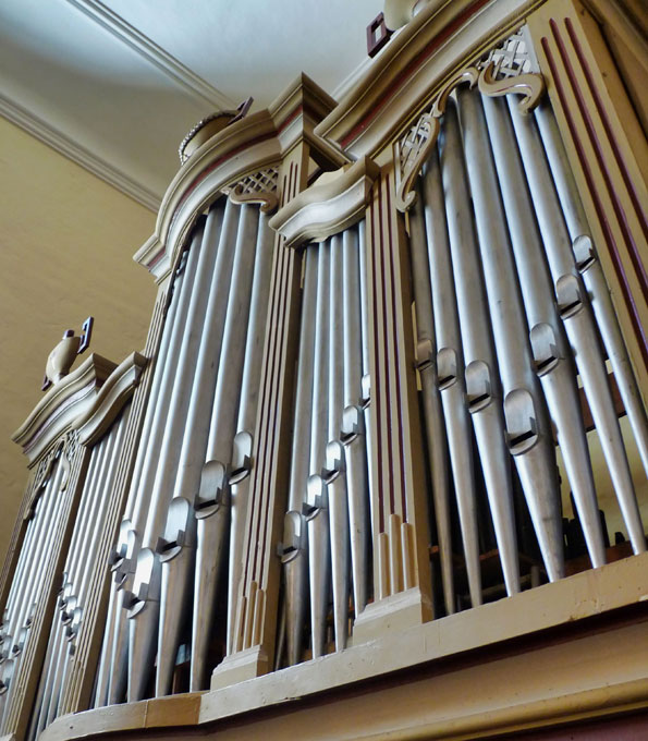 Schröther-Orgel von 1828 in der Dorfkirche Papitz