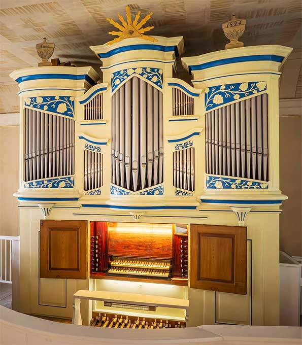 Mehmel-Orgel (1875) in der Dorfkirche Spornitz (Mecklenburg-Vorpommern)